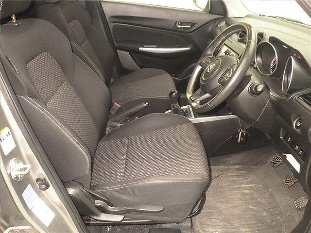 Suzuki SWIFT 2017 7033975-5
