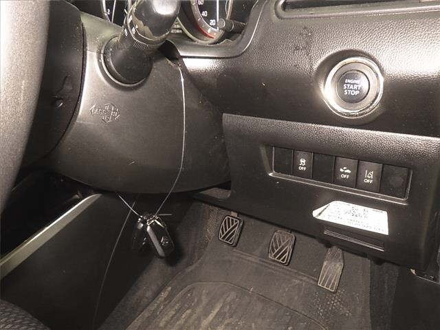 Suzuki SWIFT 2017 7033975-8
