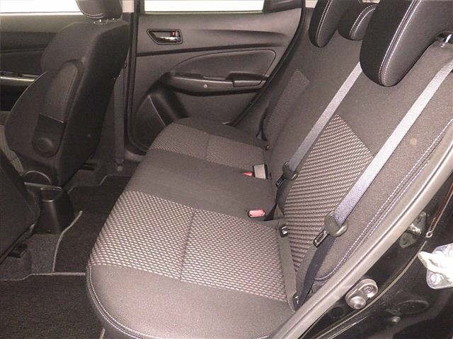 Suzuki SWIFT 2019 7033980-7