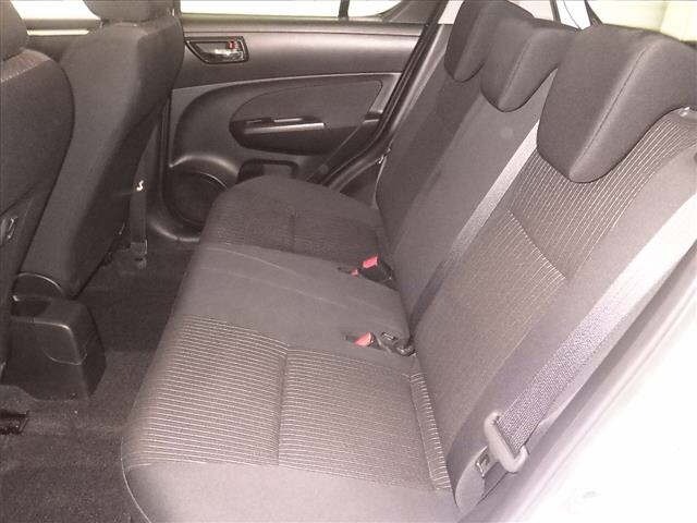 Suzuki SWIFT 2015 7033981-7