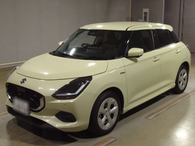 Suzuki SWIFT 2023 7033986-0
