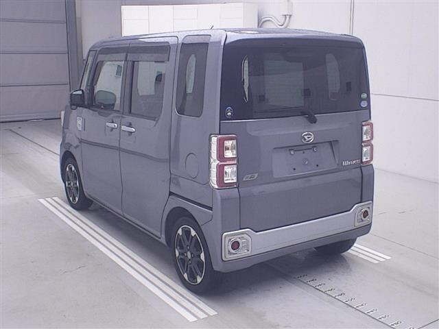 Daihatsu WAKE 2015 7032331-1