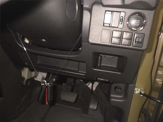 Daihatsu WAKE 2021 7032333-8