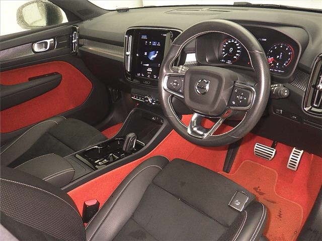 Volvo XC40 2021 7034164-3