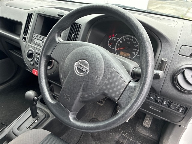 Nissan AD VAN 2021 7047521-3