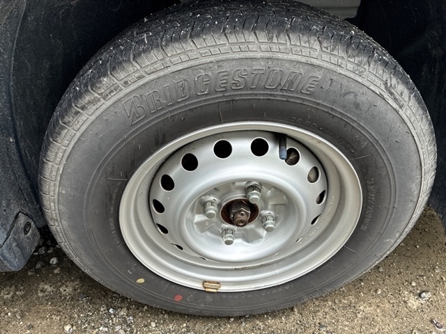Nissan AD VAN 2021 7047548-7
