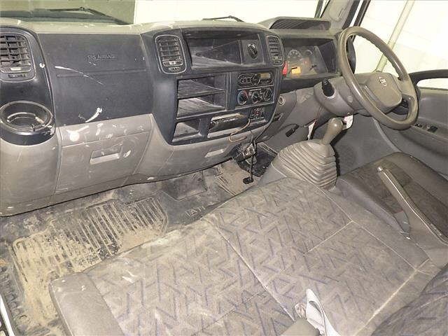 Nissan ATLAS 2017 7057665-4