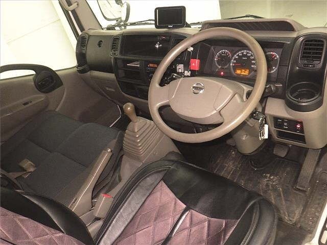 Nissan ATLAS 2014 7057706-3