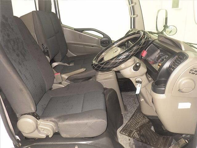 Nissan ATLAS 2017 7057734-4