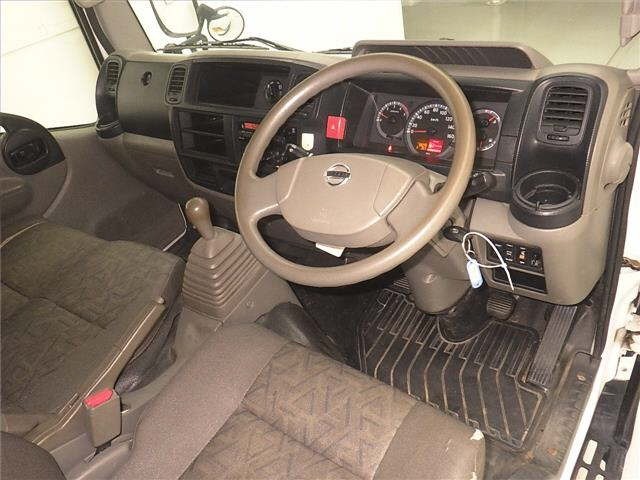 Nissan ATLAS 2015 7057735-3