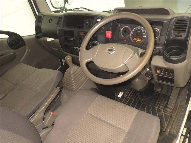 Nissan ATLAS 2010 7057809-3