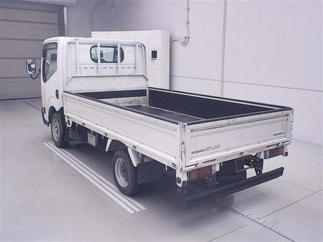 Nissan ATLAS 2018 7057810-1
