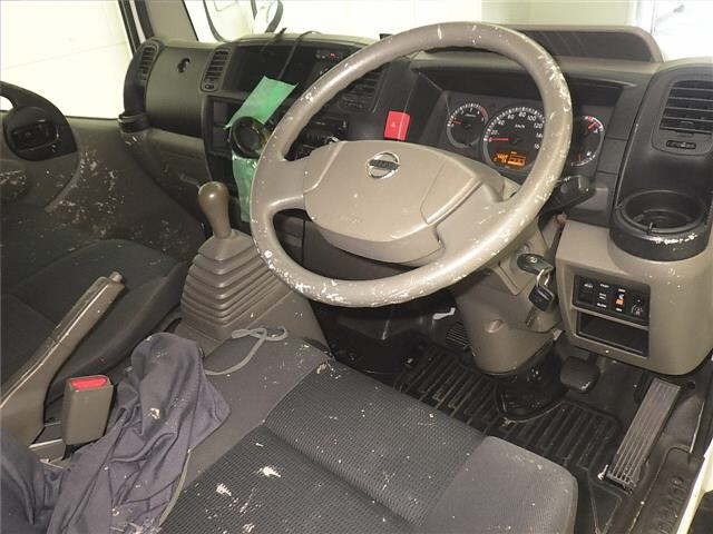 Nissan ATLAS 2015 7057857-3