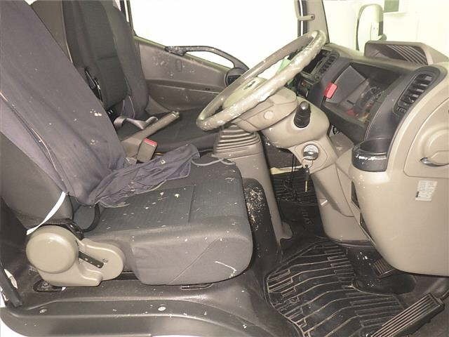 Nissan ATLAS 2015 7057857-5