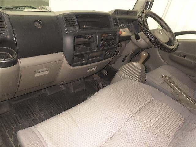 Nissan ATLAS 2009 7057858-4