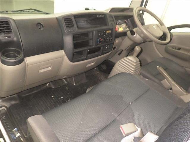 Nissan ATLAS 2021 7057884-4