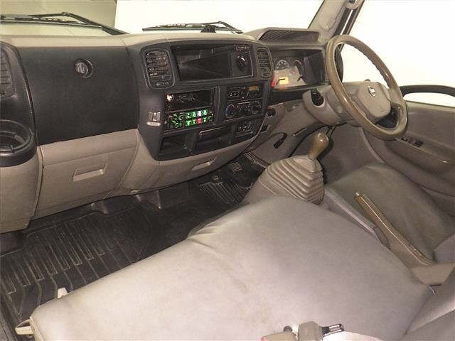 Nissan ATLAS 2018 7057887-4
