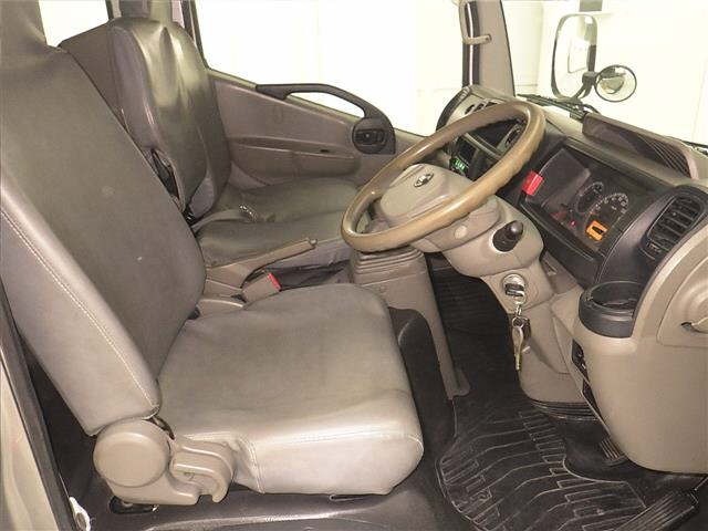 Nissan ATLAS 2018 7057887-5