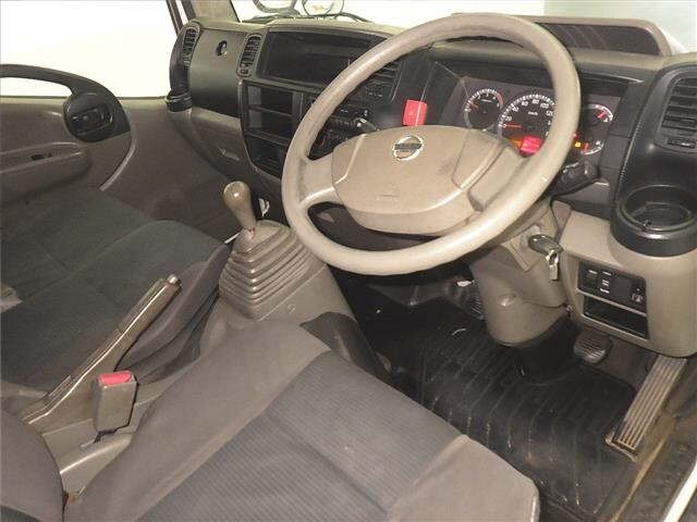 Nissan ATLAS 2016 7057921-3