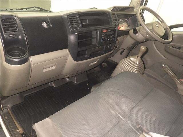 Nissan ATLAS 2016 7057921-4