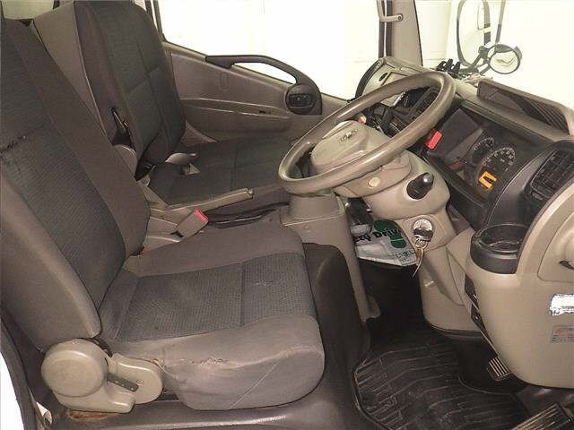 Nissan ATLAS 2014 7057974-5