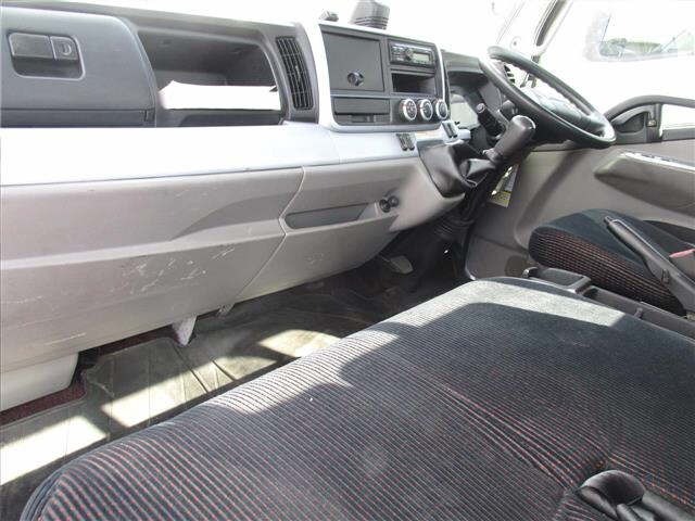 Nissan ATLAS 2021 7058062-4