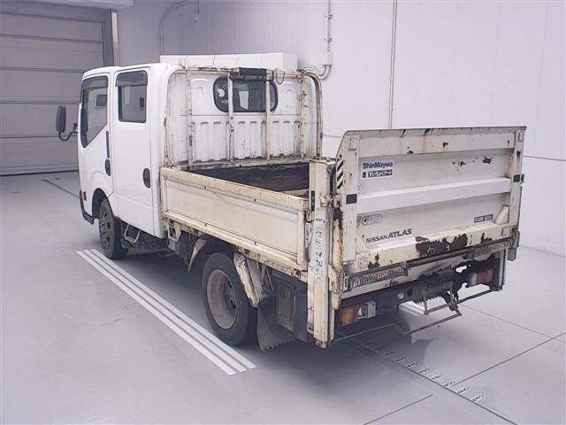 Nissan ATLAS 2015 7058083-1