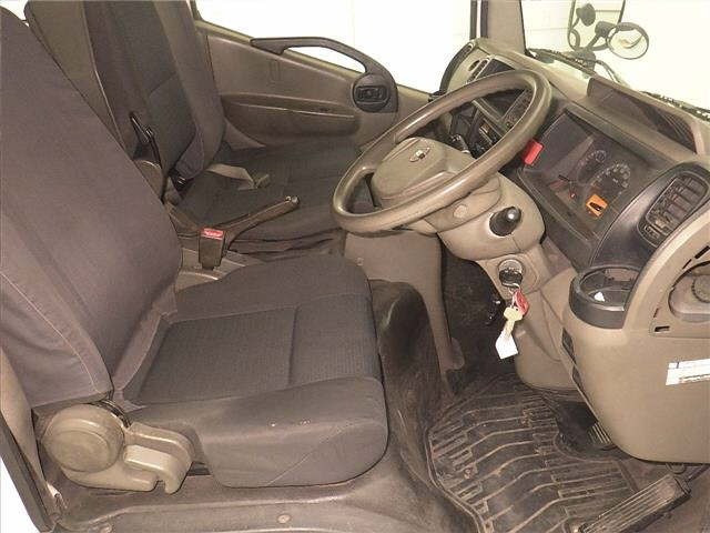 Nissan ATLAS 2015 7058083-5