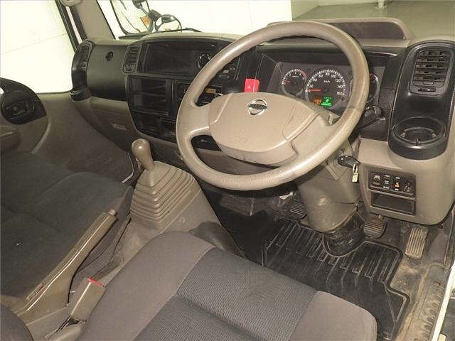 Nissan ATLAS 2018 7058084-3