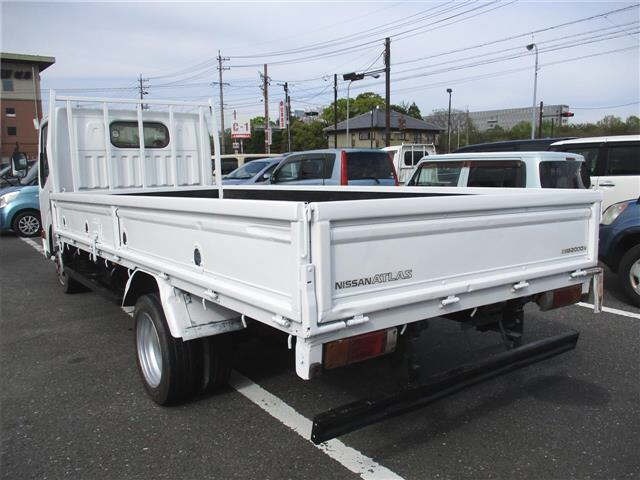 Nissan ATLAS 2014 7058111-1
