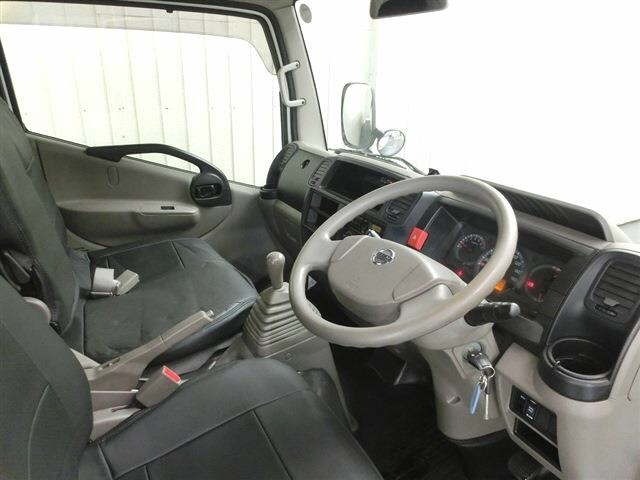 Nissan ATLAS 2018 7058143-3