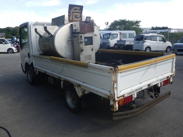 Nissan ATLAS 2008 7058170-1
