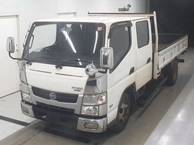 Nissan ATLAS 2013 7058227-4