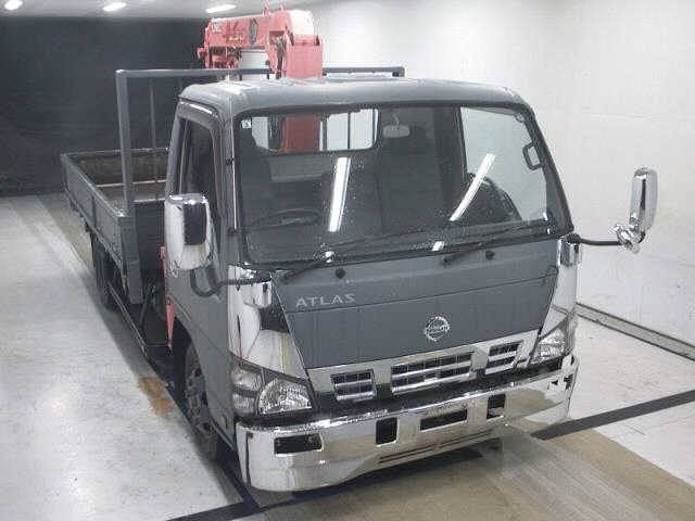 Nissan ATLAS 2008 7058245-0