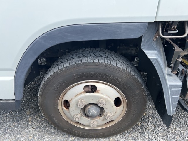 Nissan ATLAS 2015 7058278-9