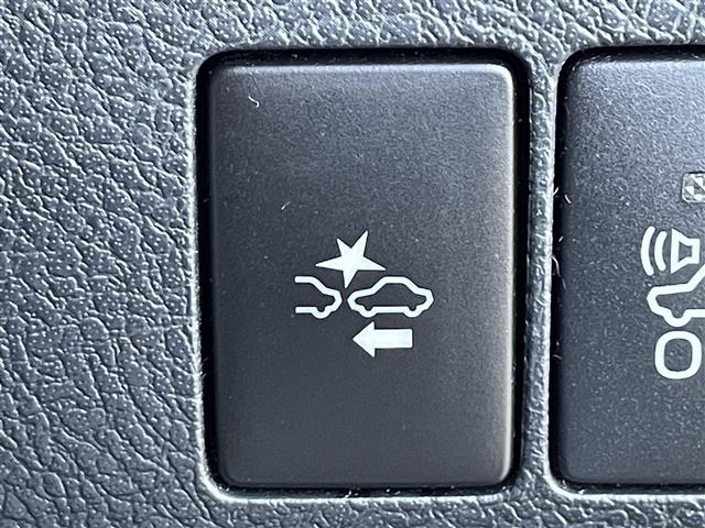 Toyota AURIS 2016 7035785-16