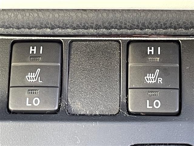 Toyota AURIS 2016 7035785-19