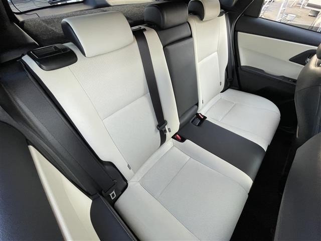 Toyota AURIS 2016 7035785-9