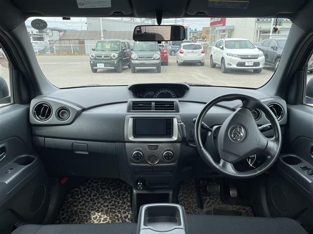 Toyota BB 2009 7050281-10