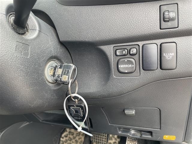 Toyota BB 2009 7050281-15