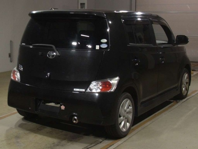Toyota BB 2011 7050318-1