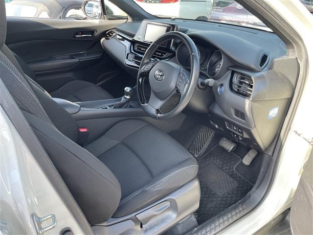 Toyota C-HR 2019 7046670-10
