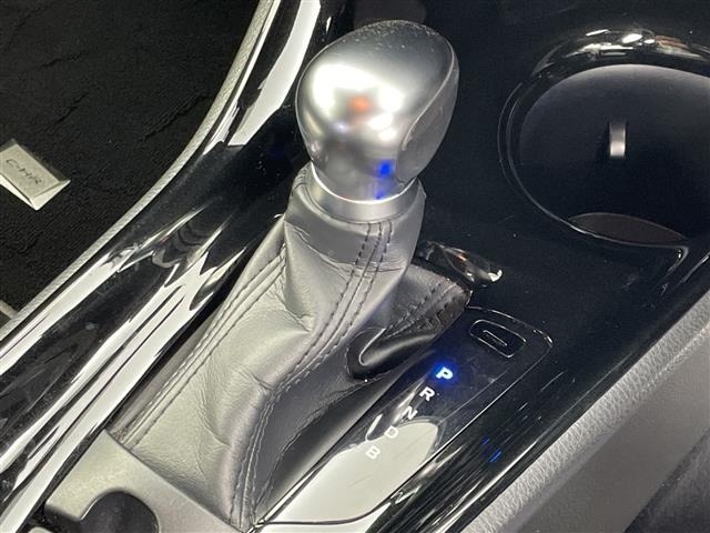 Toyota C-HR 2018 7046714-9