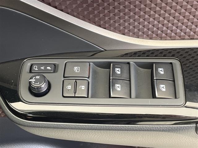 Toyota C-HR 2019 7046774-6