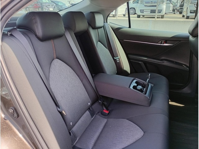 Toyota CAMRY 2019 7050867-13