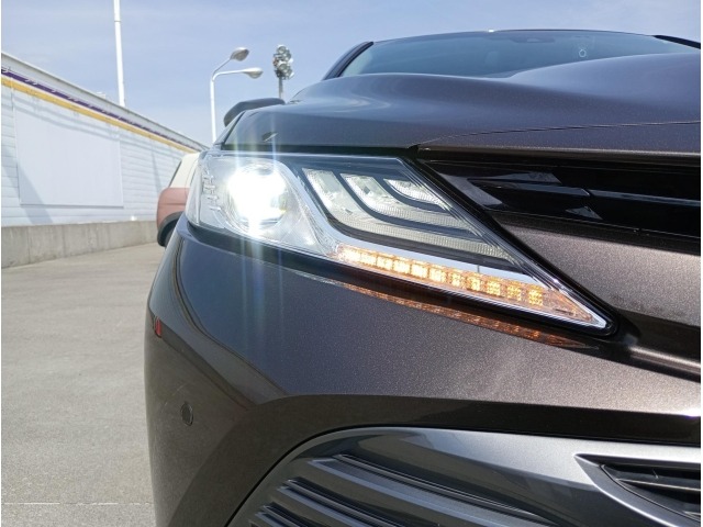 Toyota CAMRY 2019 7050867-32