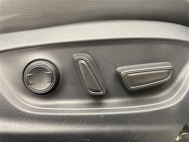 Toyota CAMRY 2020 7050927-21