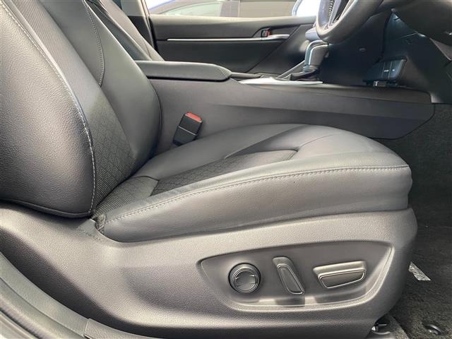 Toyota CAMRY 2021 7050967-19