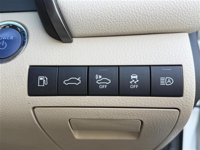 Toyota CAMRY 2018 7050981-2