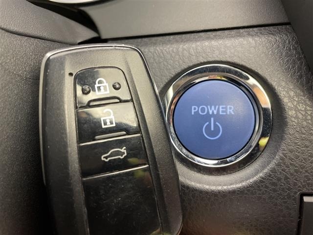 Toyota CAMRY 2023 7050998-17